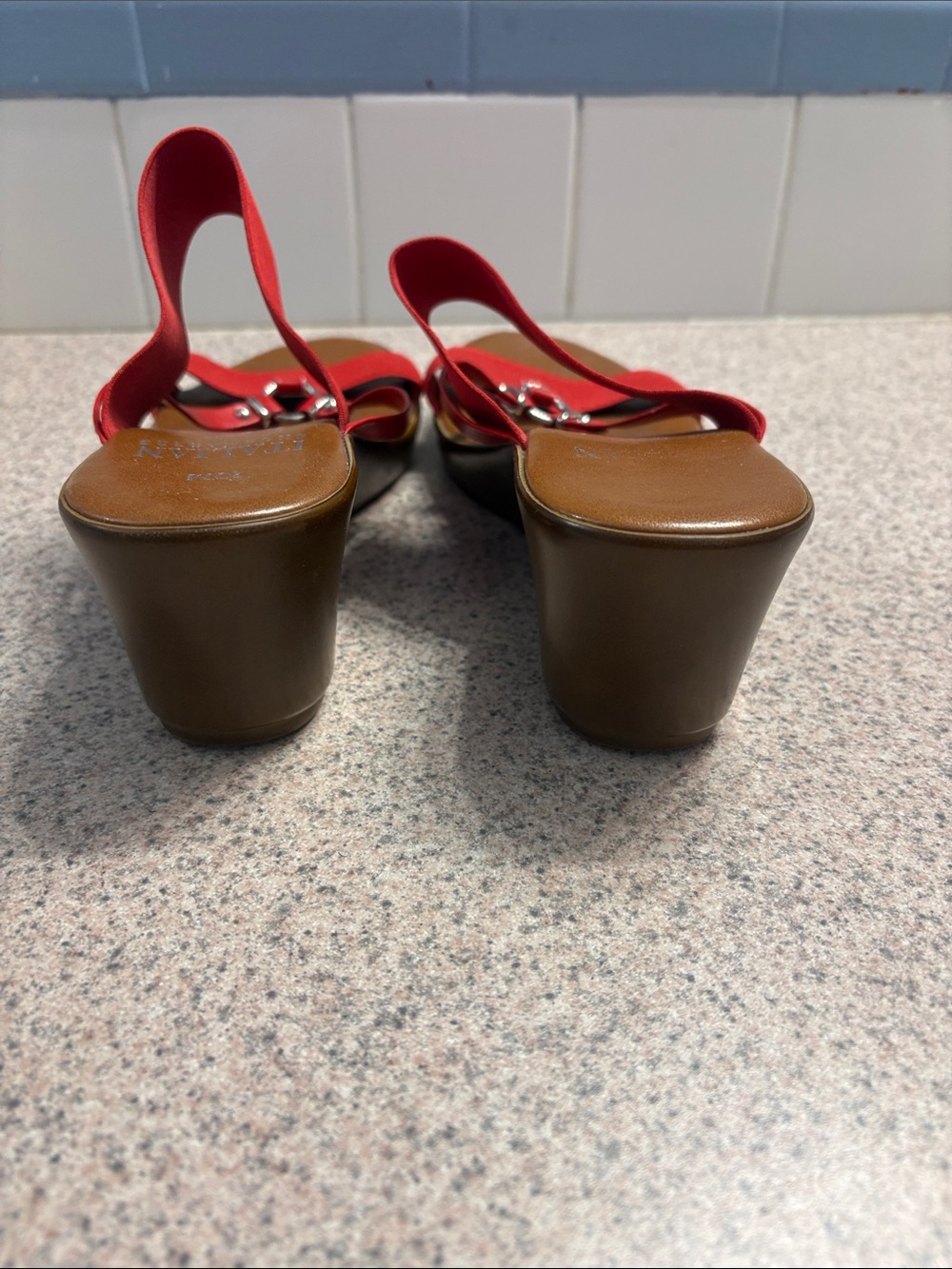 Italian Shoemakers Red and Brown Elastic Strap Slide Sandals - Picture 7 of 10